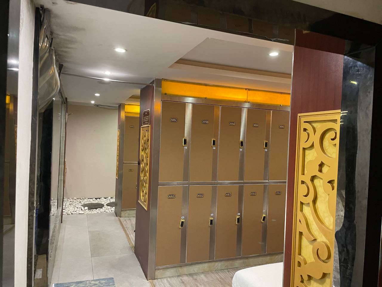 昆明桑拿洗浴半套实体店海选场子